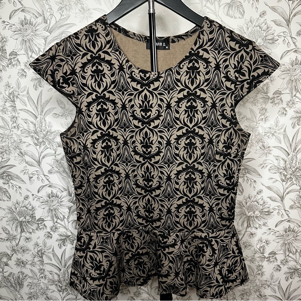 Club L London Tan Black Damask Filigree Pattern Peplum Blouse Size 10